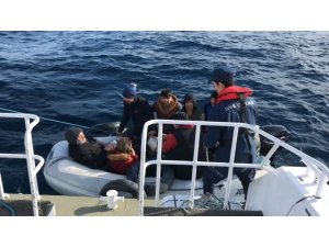 İzmir’de 8 düzensiz göçmen yakalandı