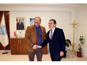 Özüm, müteahhitler ile buluştu