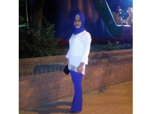 İşçi servisinden inen kadına otomobil çarptı