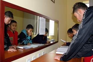 Kekemeler 15 günde konuşuyor