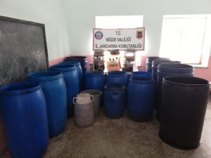 Niğde’de kaçak içki operasyonu