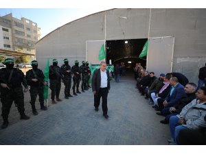 "Filistin halkı şehitlerinin kanını yerde bırakmaz"