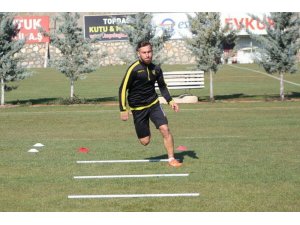 Evkur Yeni Malatyaspor’da Adem Büyük’ün hedefi belirledi