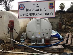 Yılbaşı öncesi Çeşme’de 758 litre kaçak içki ele geçirildi