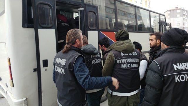 Uyuşturucu tacirlerine operasyon