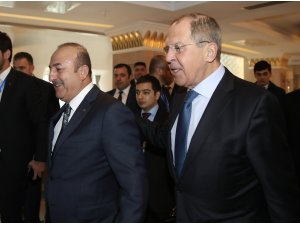 Çavuşoğlu ve Lavrov Bakü'de görüştü