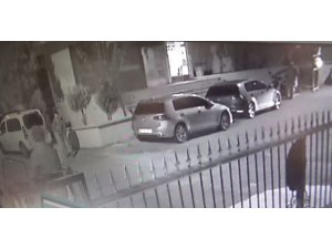 Sekerek yürüyen hırsız motosiklet çaldı