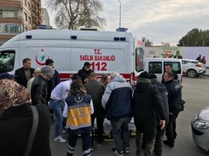 Otomobilin çarptığı yaya yaralandı