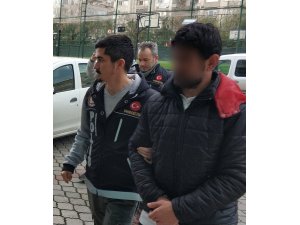 Uyuşturucu ticaretinden 2 kişi tutuklandı