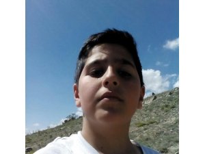 Av tüfeğiyle başından vurulan 13 yaşındaki çocuk hayatını kaybetti