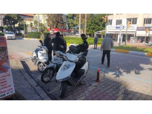Alanya’da polisten motosikletlilere yönelik denetim