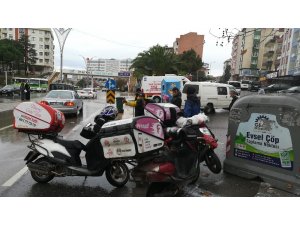 Panelvan minibüs ile motosiklet çarpıştı: 1 yaralı