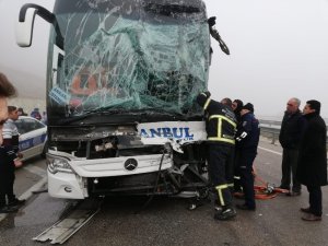 Amasya-Samsun karayolunda kazalar peş peşe geldi: 9 yaralı