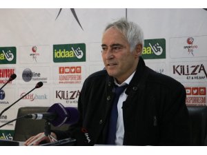 Coşkun Demirbakan: “Başarı zor şartlarda elde edilir"