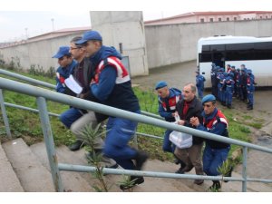 90 kişinin yargılandığı FETÖ davasında dosyası ayrılan 35 sanığın yargılanmasına başlanıldı