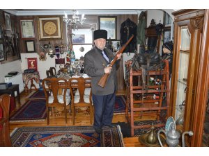 "Rüştü Dede" evini müzeye çevirdi