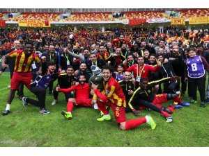 Evkur Yeni Malatyaspor 3 büyükleri geride bıraktı