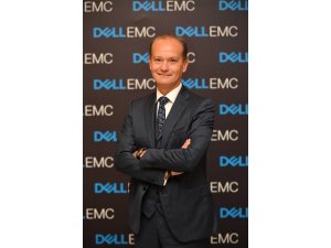 Türkiye’deki Z kuşağı paradan çok çalışacağı şirketteki teknolojiye önem veriyor