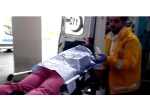 Boşandığı eşini bıçakladı