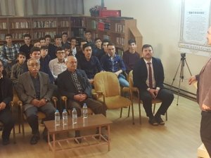 Yağmur Küçükbezirci konferans verdi