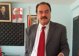 Musa Uyaraslan Sarıgül’ün yanında