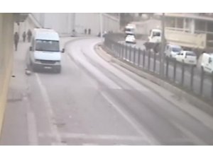 Rize’de anne ve kızının hayatını kaybettiği korkunç kaza kamerada