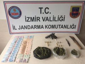 "Dur" ihtarına uymayıp kaçtı, üzerinden uyuşturucu çıktı