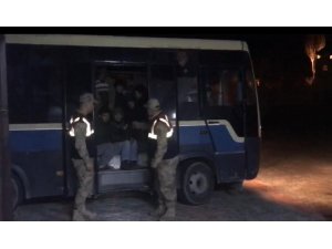 Van’da 47 kaçak göçmen yakalandı