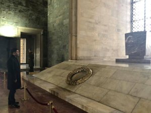 Ömer Günel, Anıtkabir’i ziyaret etti