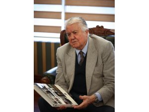 Ölü dillerin tercümanı 56 yıldır tarihe ışık tutuyor