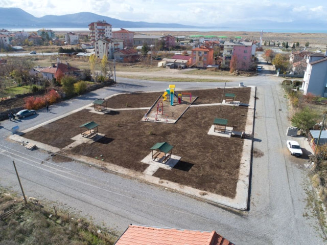 Beyşehir Belediyesi'nin Park Çalışmaları Sürüyor