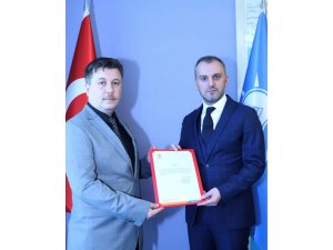 Emet AK Parti’de yeni başkan Süleyman Ciner