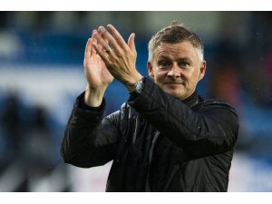 Manchester United geçici olarak Ole Gunnar Solskjaer’e emanet