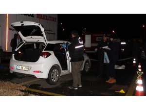 Kiraladığı aracın içinde kendini vurdu