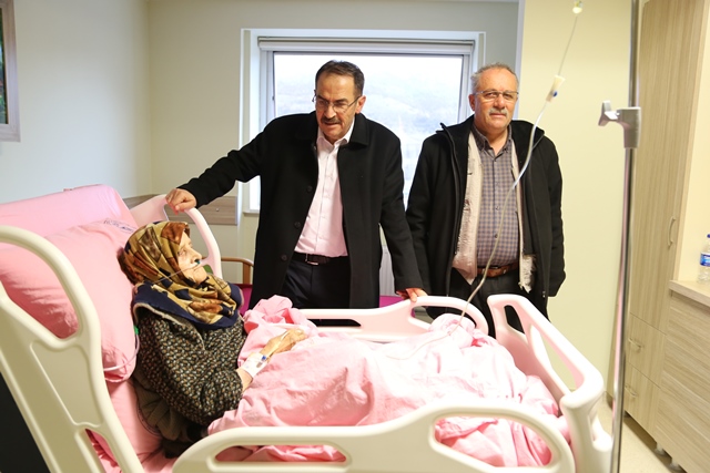 Başkan Hadimioğlu hastaneyi ziyaret etti