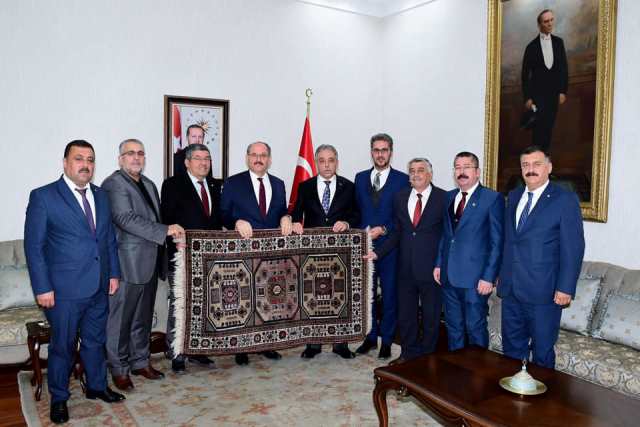 Karapınar’dan Vali Toprak'a ziyaret