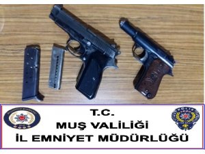 Muş’ta silah kaçakçıları tutuklandı