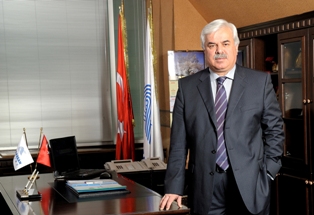 Kombassan emin adımlarla ilerliyor