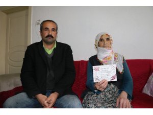 Aynı köyden iki kişiyi evlenme vaadi ile dolandırdılar