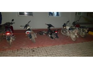 Motosiklet hırsızları kıskıvrak yakalandı