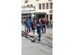 Hırsızlara jandarmadan suçüstü