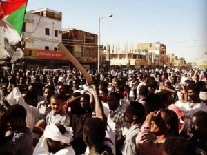 Sudan’daki protestolarda 3 kişi hayatını kaybetti