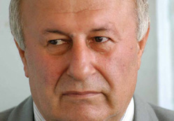 Veli Göçer'den Memleket'e mektup