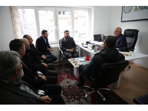Arı, Nevşehir İYD yöneticileri ile buluştu