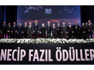 "Necip Fazıl Ödülleri"