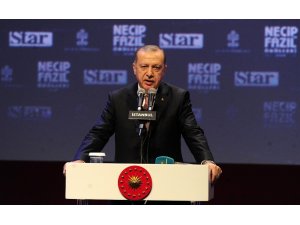 Cumhurbaşkanı Erdoğan: “Necip Fazıl belli çevrelerin karakter suikastına maruz kalmıştır”
