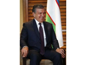 Özbekistan Cumhurbaşkanı Mirziyoyev, Asya’da yılın siyaset adamı seçildi