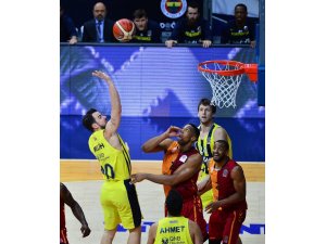 Potada Galatasaray, Fenerbahçe’yi konuk edecek