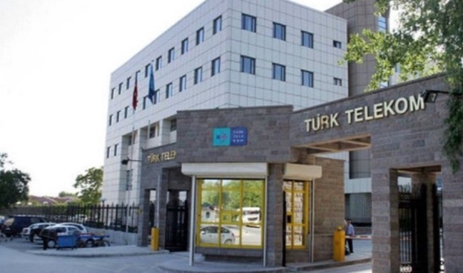 Türk Telekom'un devri resmen gerçekleşti!