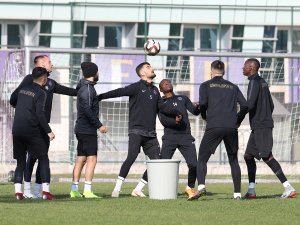 Osmanlıspor, Adanaspor maçı hazırlıklarını tamamladı